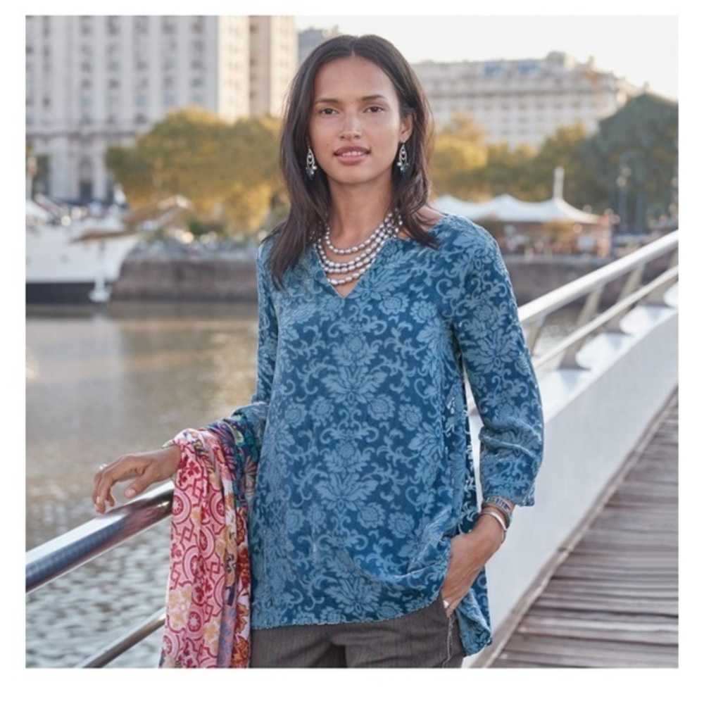 Sundance Regal Velvet Tunic